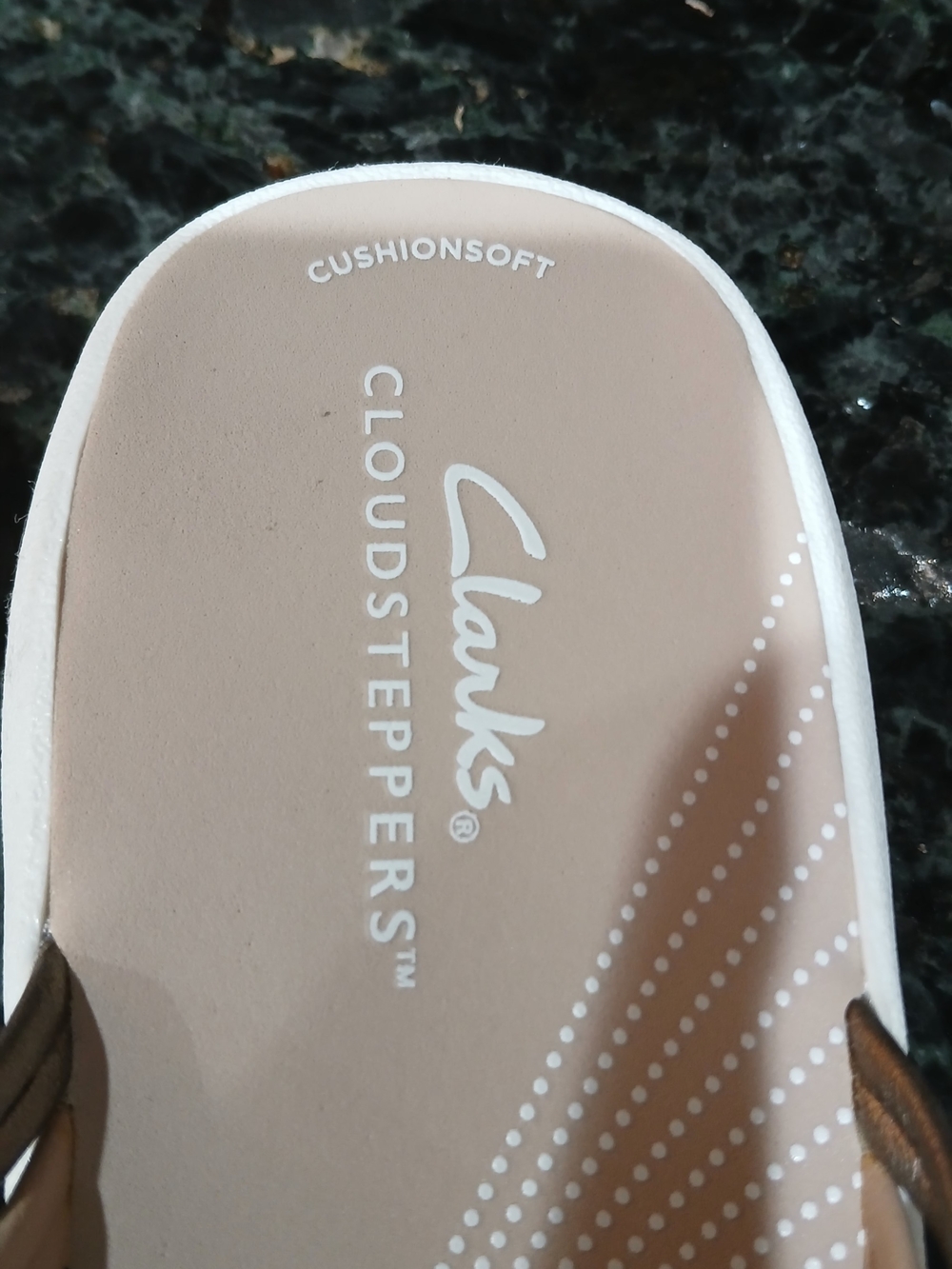 Women's, Clarks Cloudsteppers Beige Braided Sandals, Size 8 - Picture 5 of 8